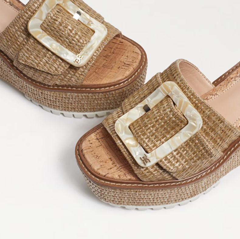 Livi Wedge