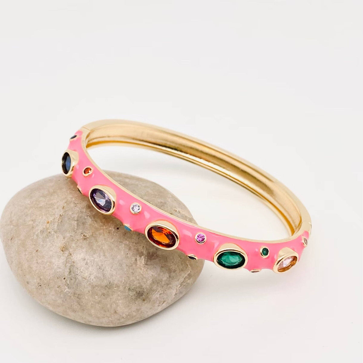 Inlaid Cubic Zirconia Gold Plated 8MM Enamel Bangle