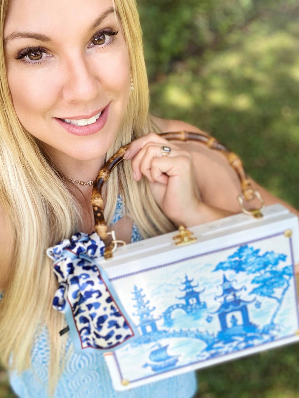 Pagoda Paradise Bag