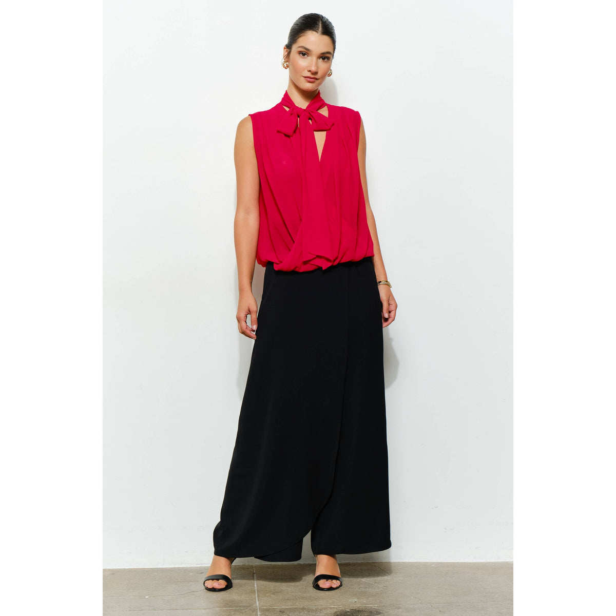 Tie-Neck Chiffon Sleeveless Blouse
