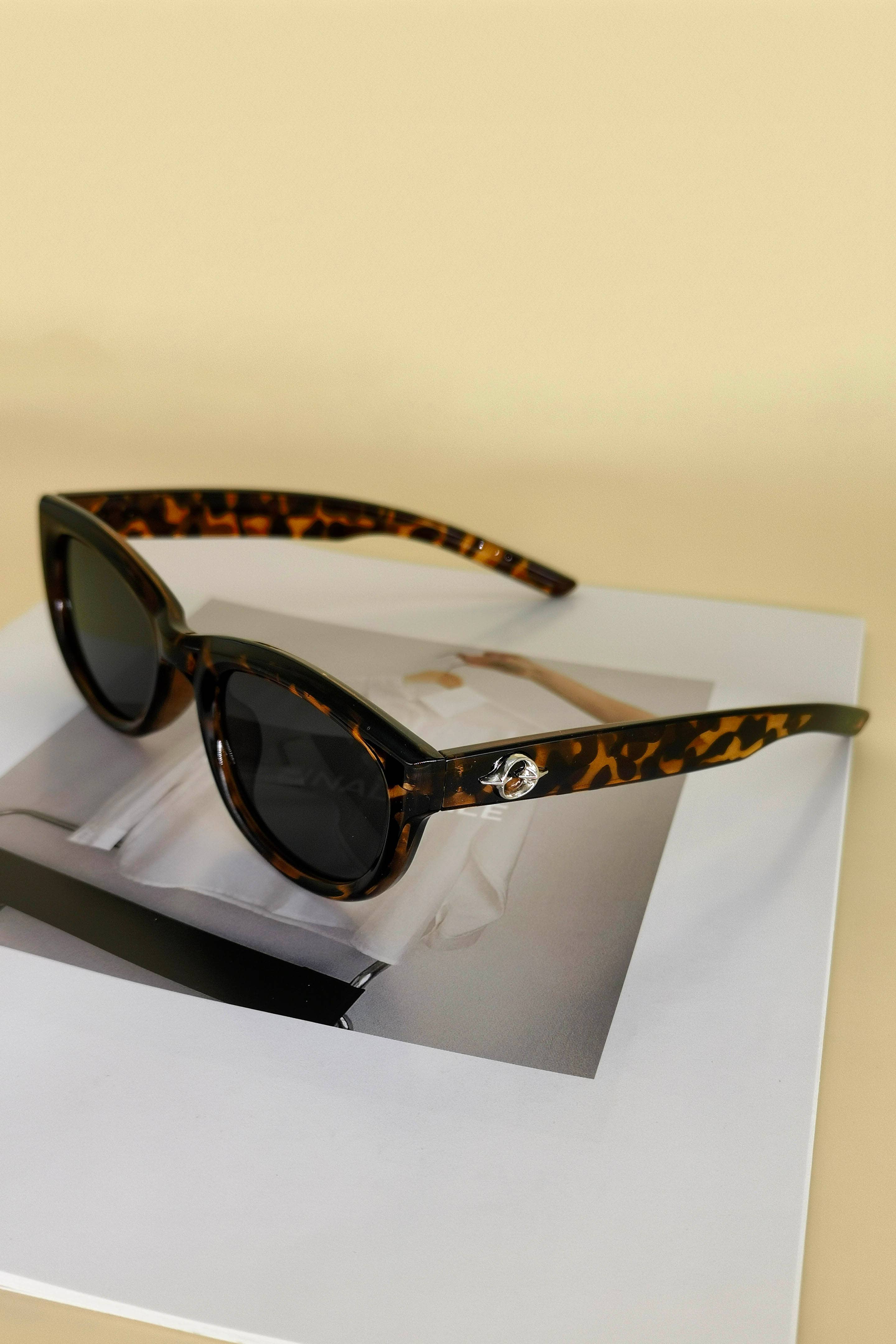 Leopard Cat Eye Sunglasses