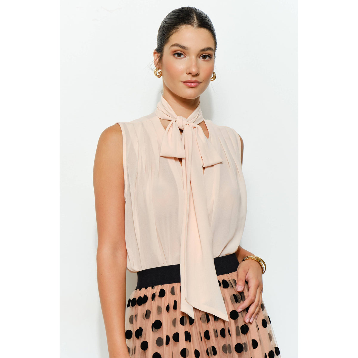 Tie-Neck Chiffon Sleeveless Blouse