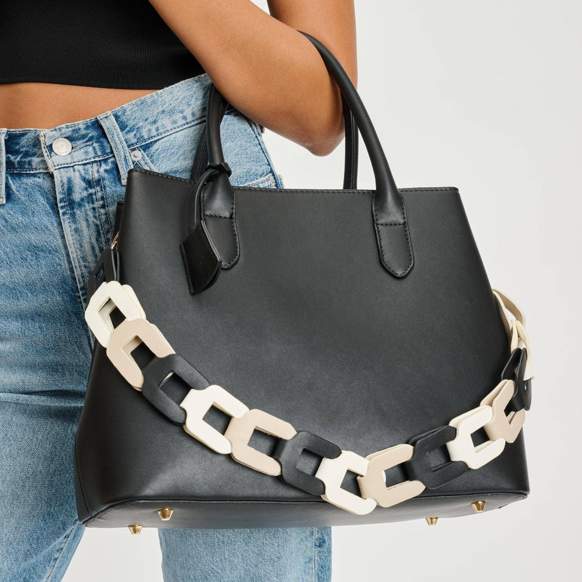 Regalina Satchel